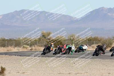 media/Dec-06-2025-CVMA (Sat) [[4a896cc04c]]/Race 4-Formula Middleweight/